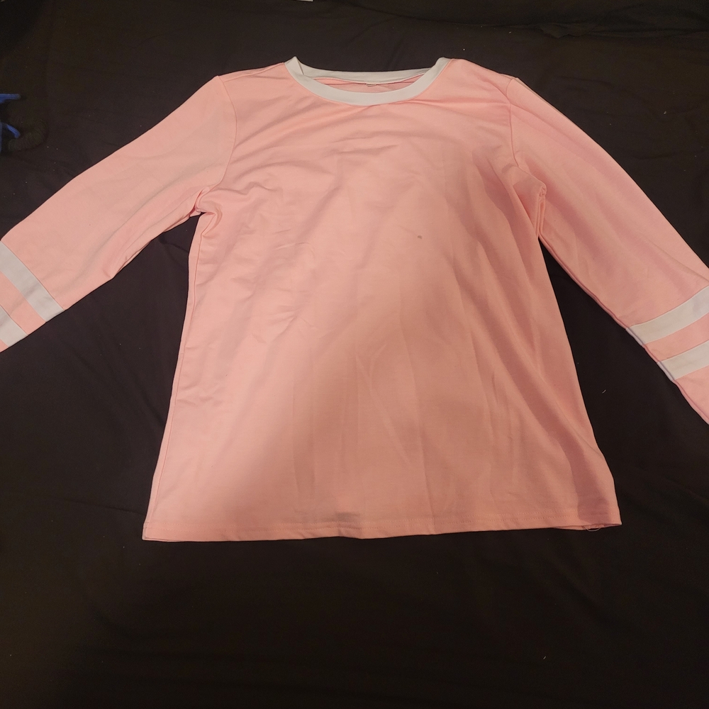 Pink Lounge Set - Picture 2 of 5